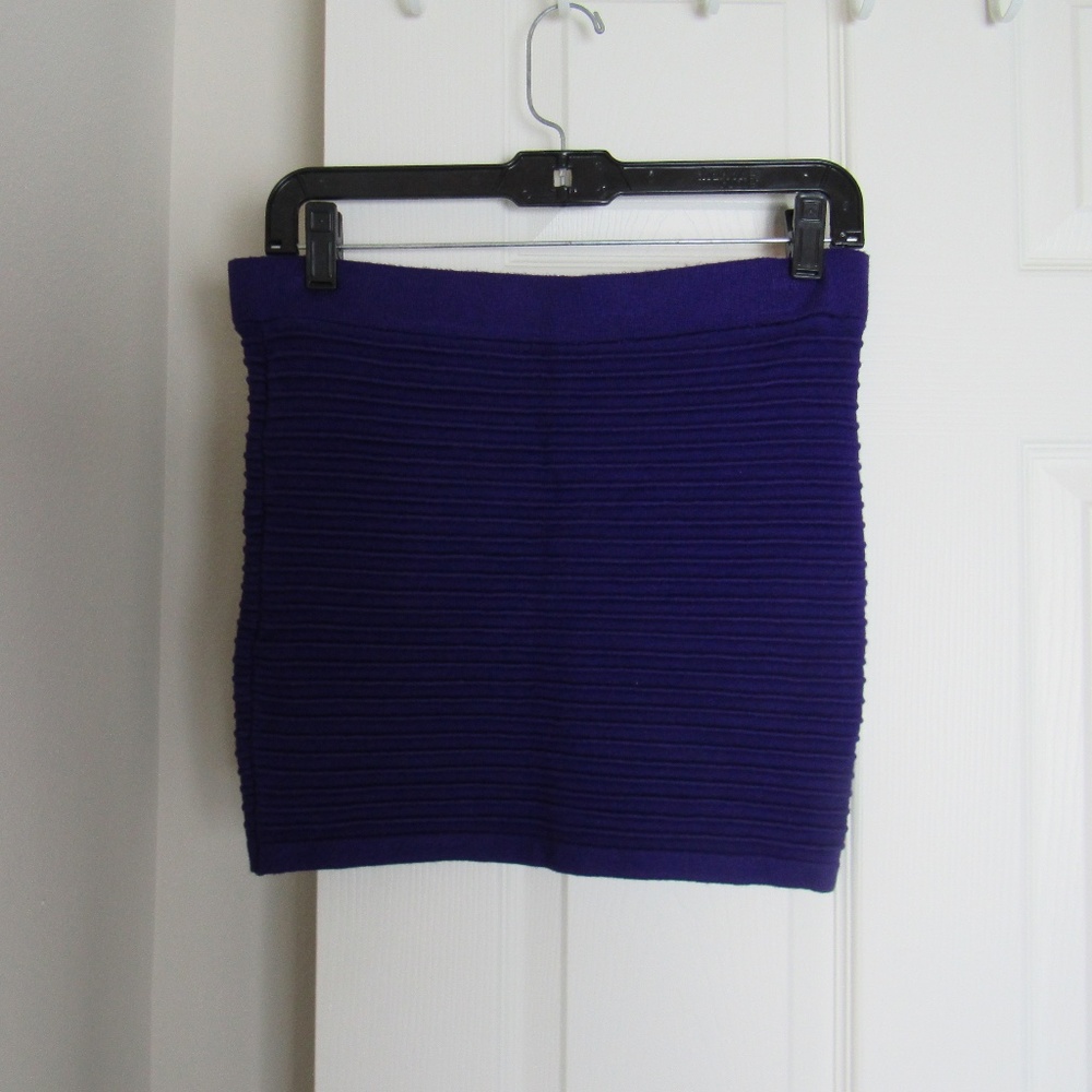 Forever 21 Purple Ridge Mini Skirt Size Large